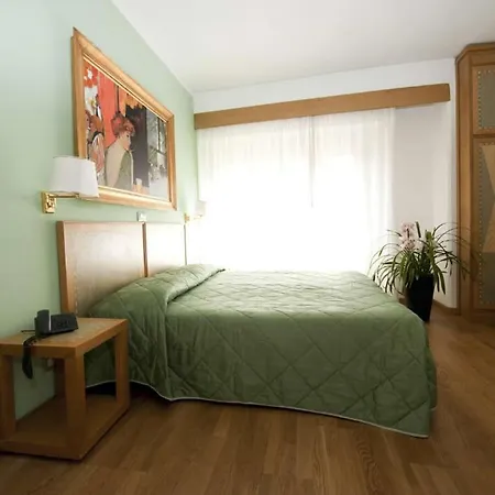 Touring Hotel 3*