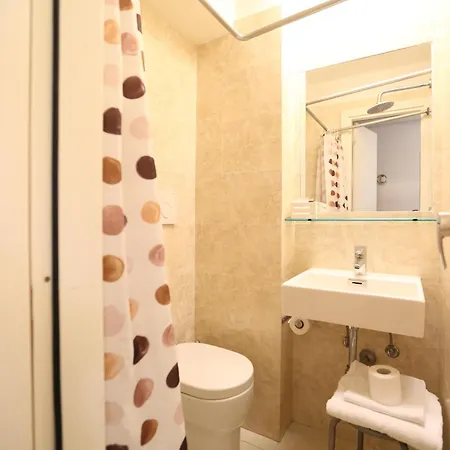 Hotel Touring 3*